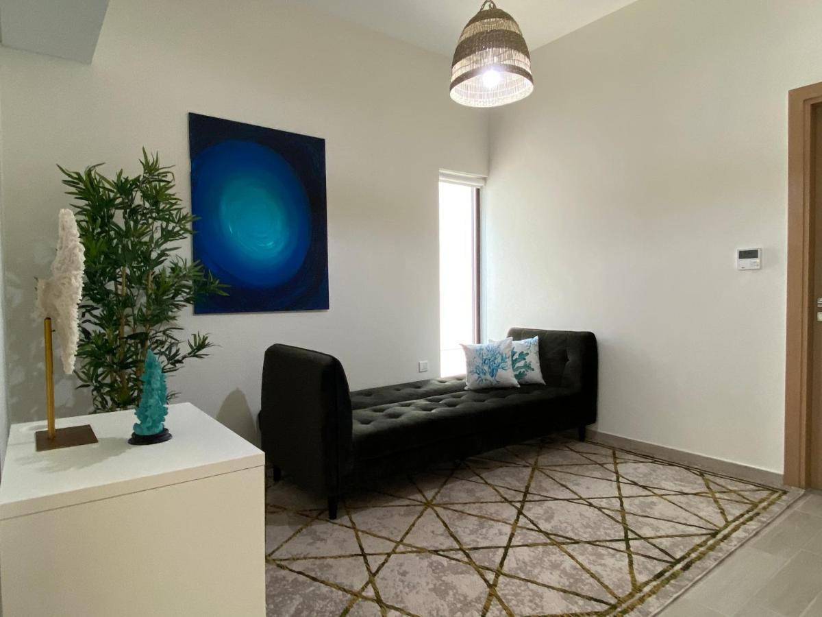 The White Villa Fujairah Bagian luar foto