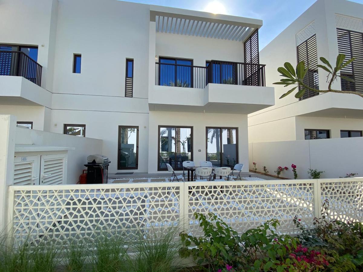 The White Villa Fujairah Bagian luar foto